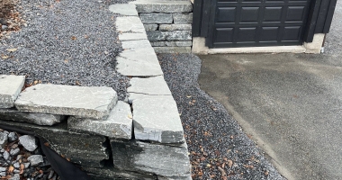 Forstøtningsmurer og trapper